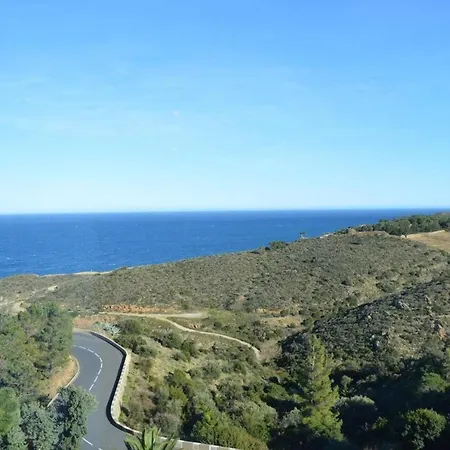 3 Pieces 6 Couchages Sur Bn100-b541 Banyuls-sur-Mer